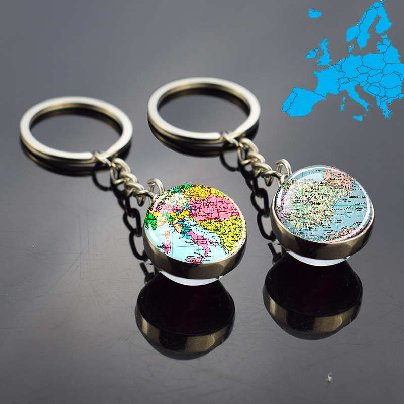 European Countries Map Keychai - Vintage Fashion Illustration recension och pris