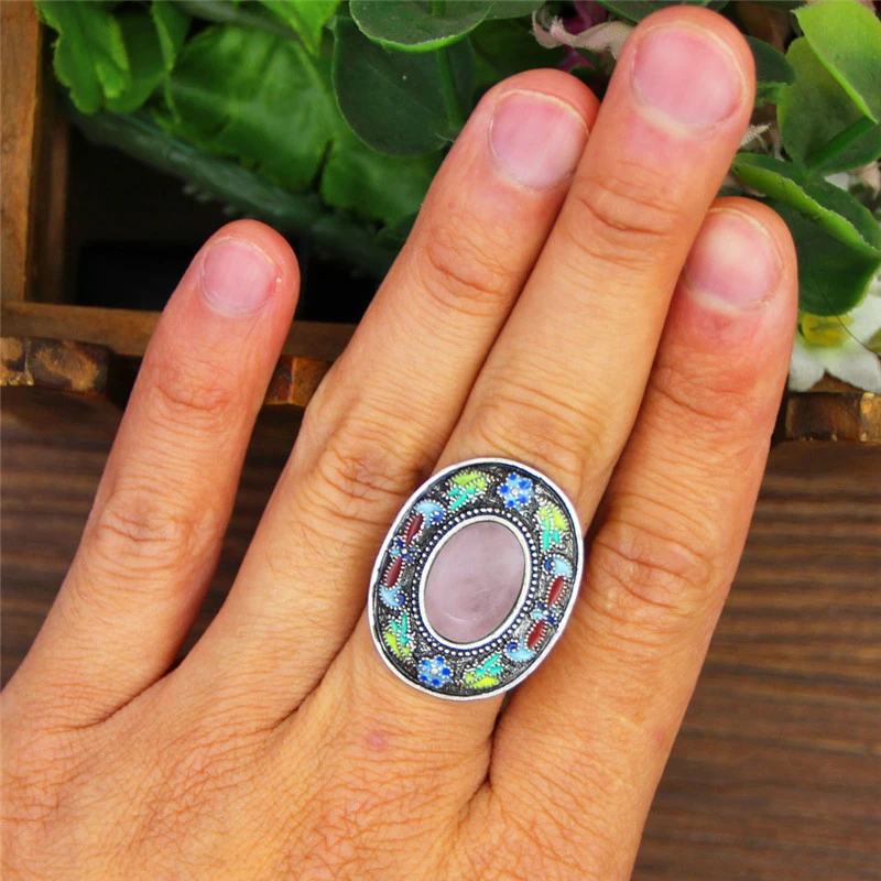 Vintage Oval Quartz Lapis Ring - Vintage Fashion Illustration recension och pris