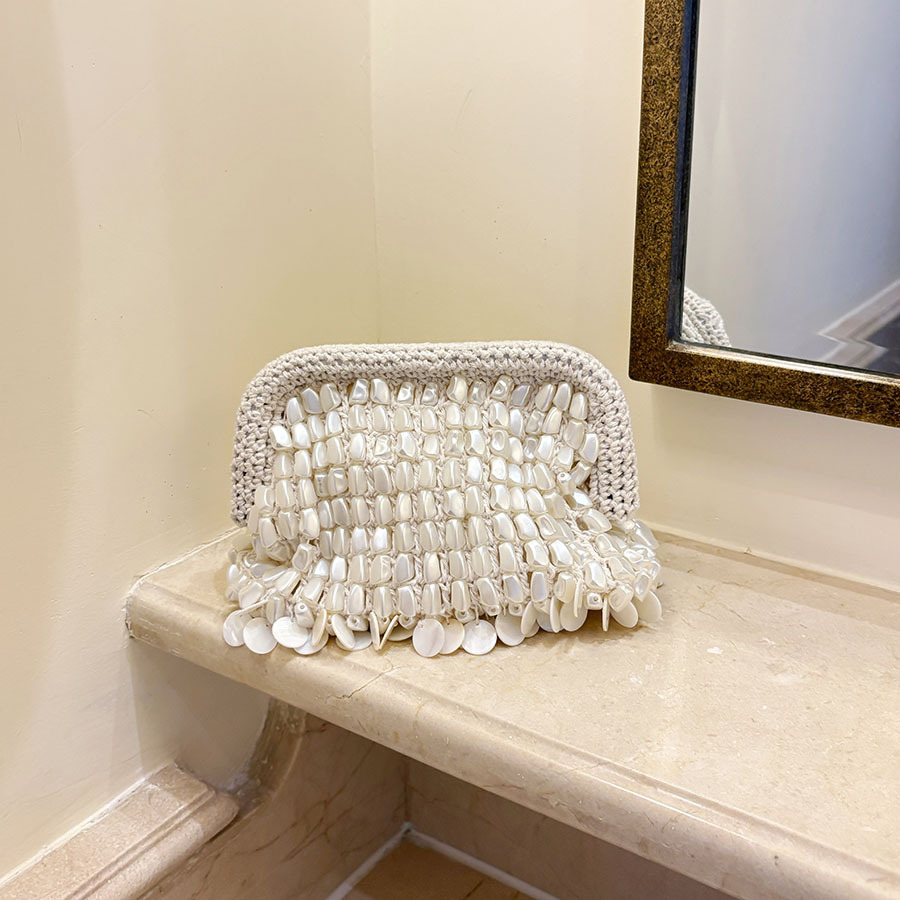 French Hand Woven Beading Clut - French Vintage Fashion recension och pris