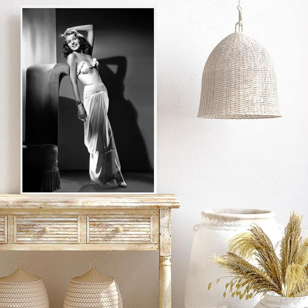 Rita Hayworth Poster,Black and - Vintage Fashion Illustration recension och pris
